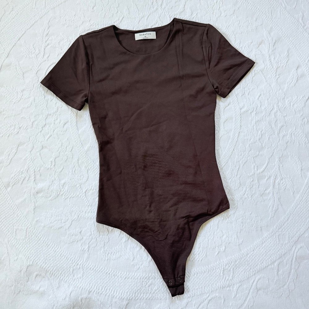 Aritzia Babaton Contour Crew Bodysuit